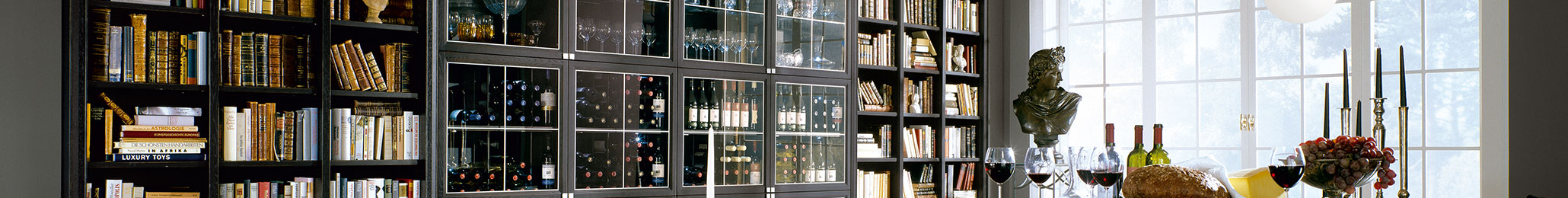 Bibliothem als Weinschrank-Sonderlösung